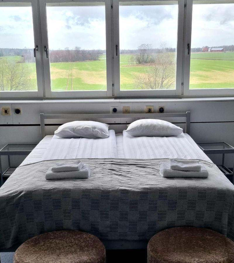 Hotell Tre Systrar Eskilstuna Buitenkant foto